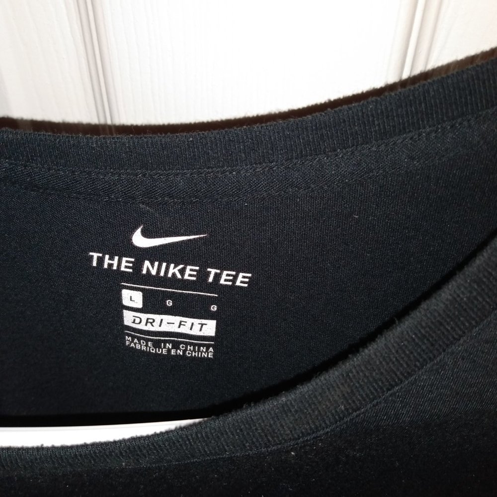 Nike Basketball on the Moon T-shirt Men's L - Picture 3 of 3